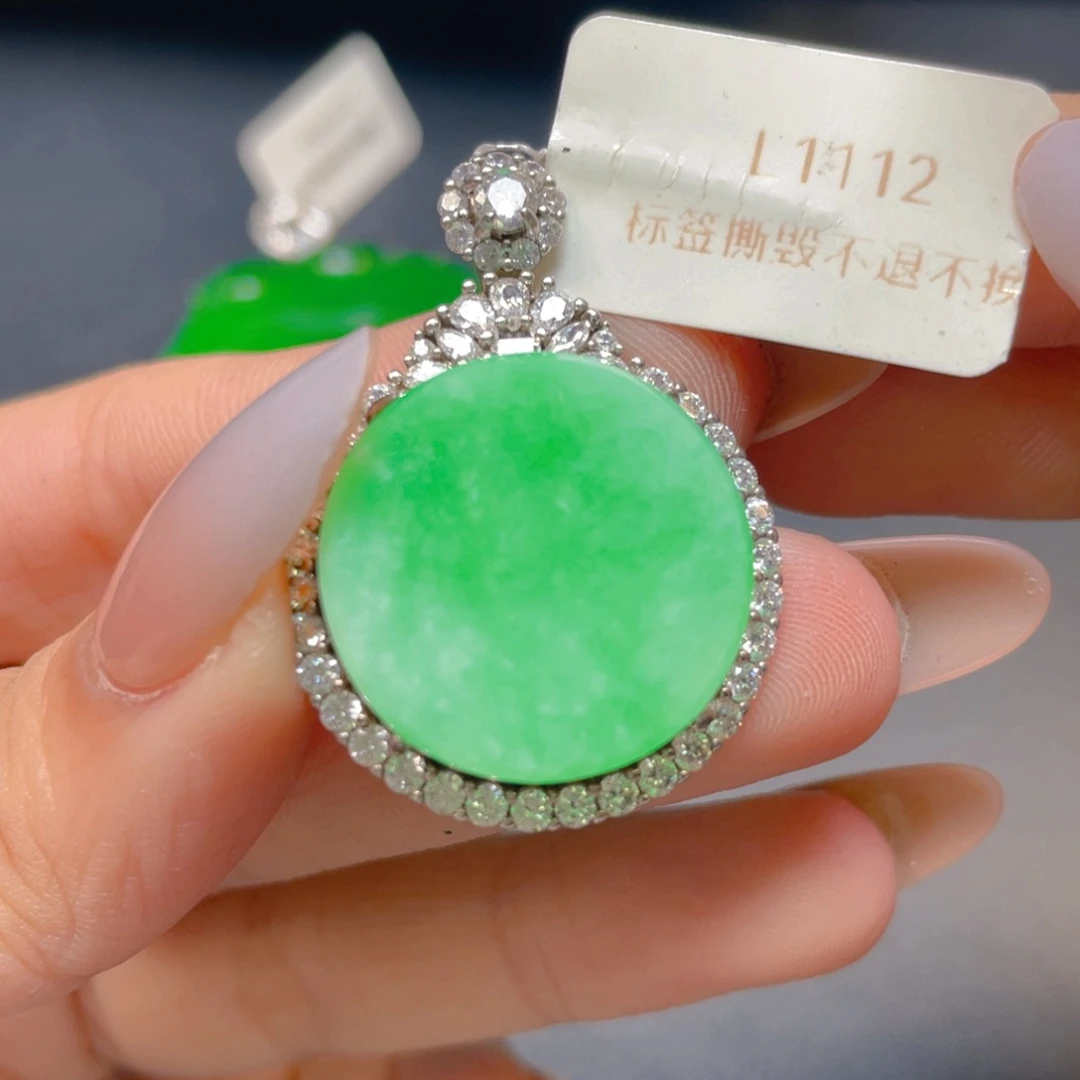 【闪购商品】颈饰银S925镶嵌翡翠翡翠