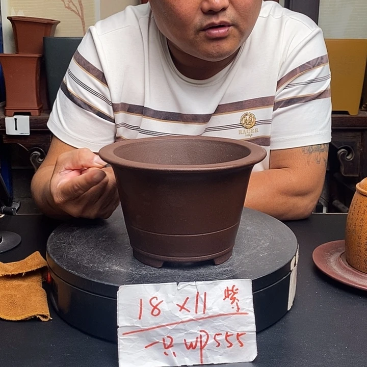 紫砂花盆货号一只WP555