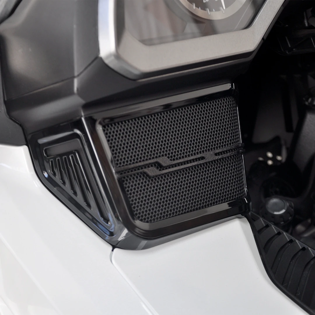 适用本田金翼GL1800扬声器格栅镀铬装饰F6B改装音响盖喇叭罩18-25