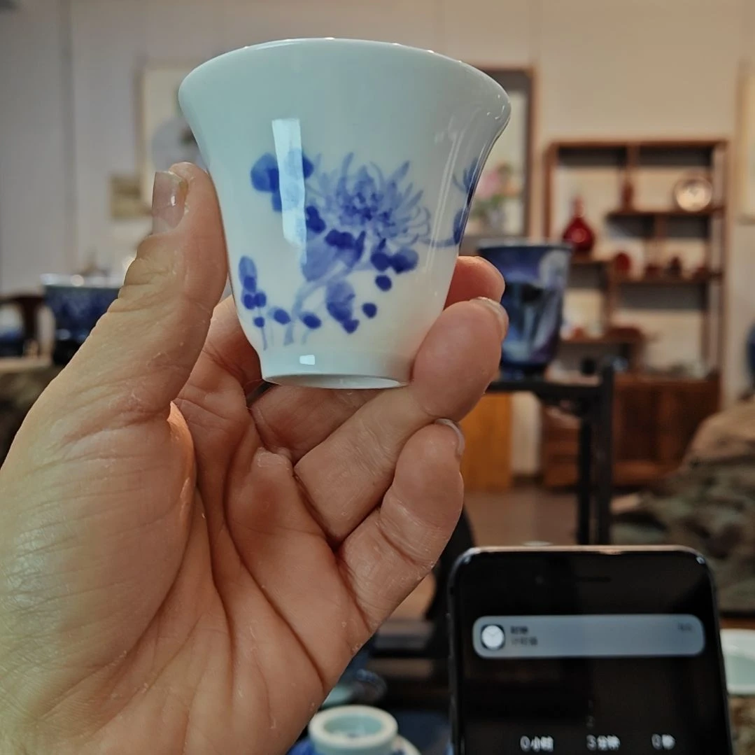 陈*盛景德镇手工手绘菊花主人杯