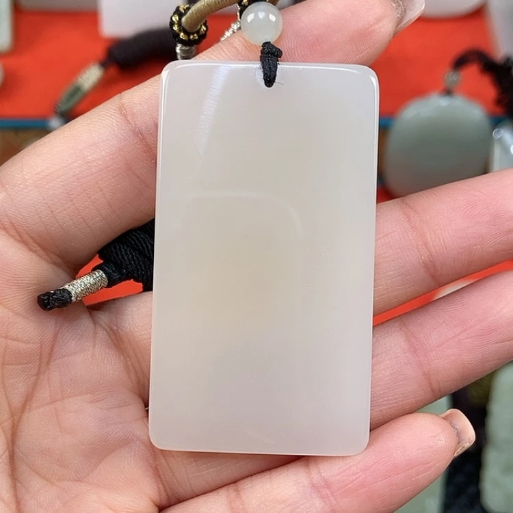 【闪购商品】颈饰未镶嵌和田玉