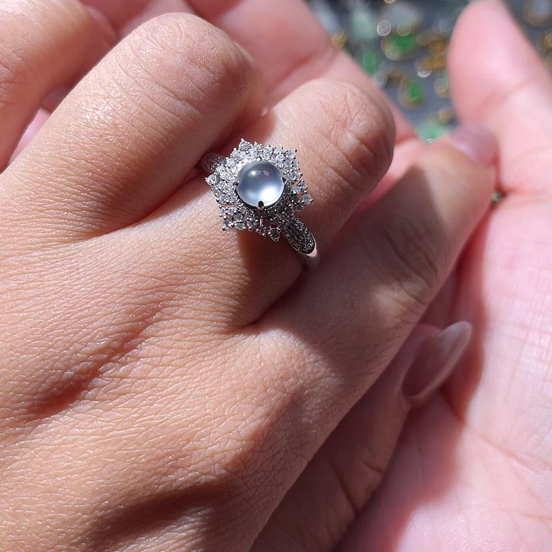 吊坠(不含链)18K金镶嵌翡翠