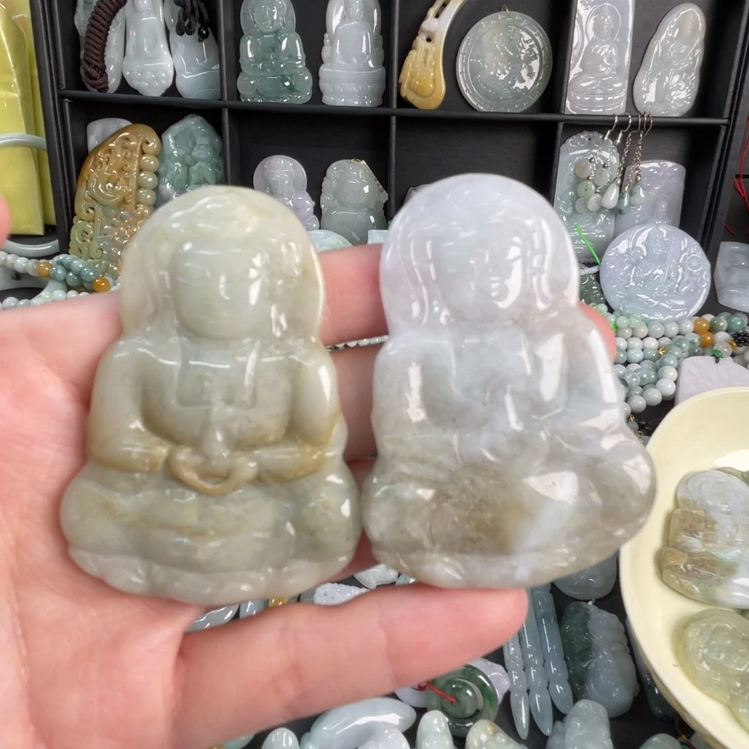 翡翠未镶嵌吊坠(不含链)瑕疵