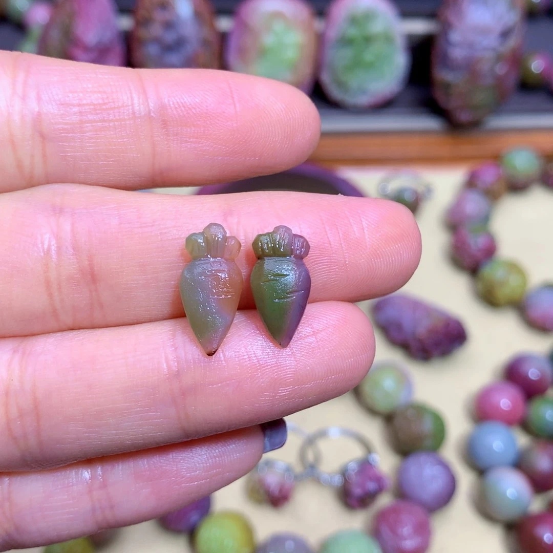 玛瑙挂件未镶嵌盐源