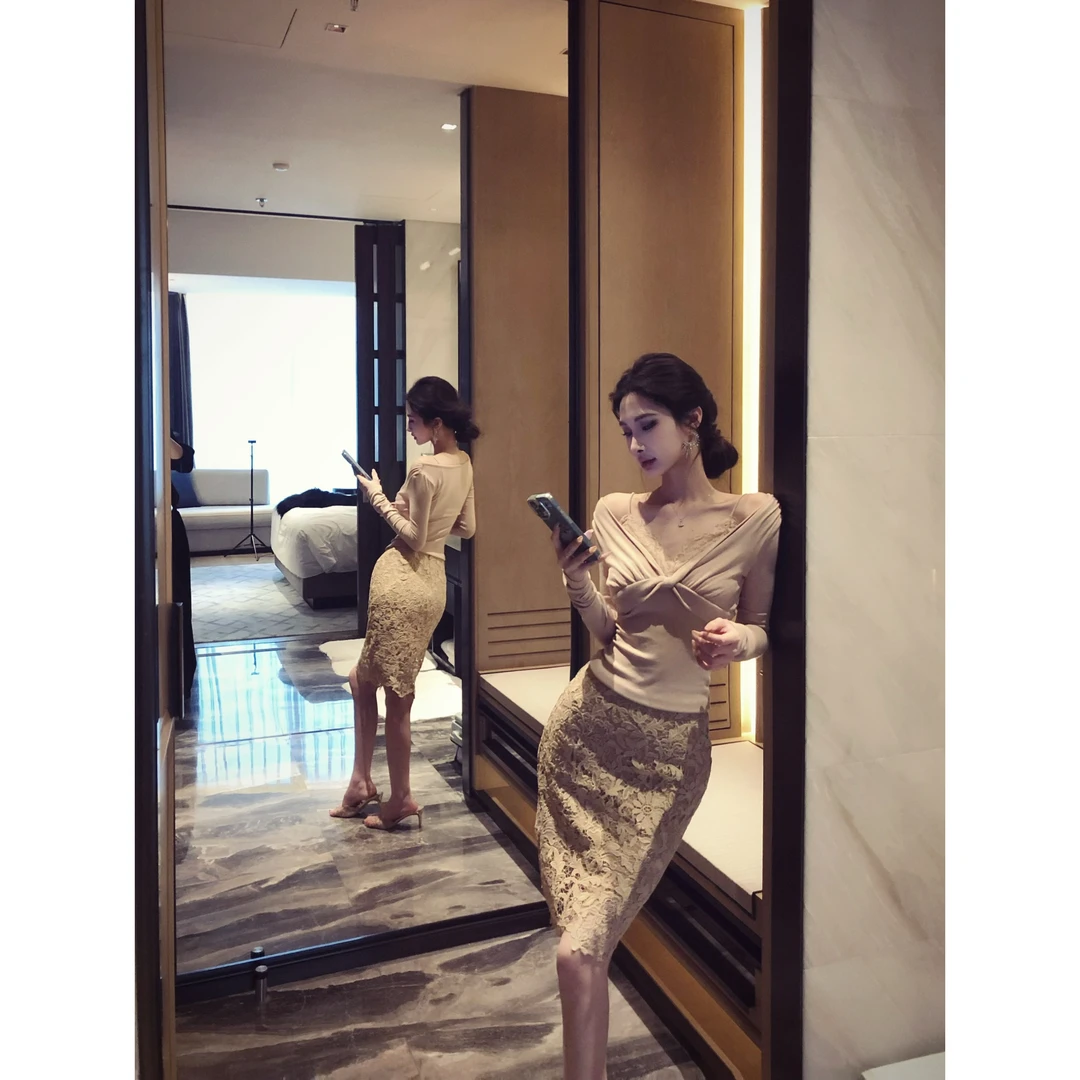 【北岛之恋】秋冬法式温柔风绝美蕾丝高腰裙性感打底衣套装