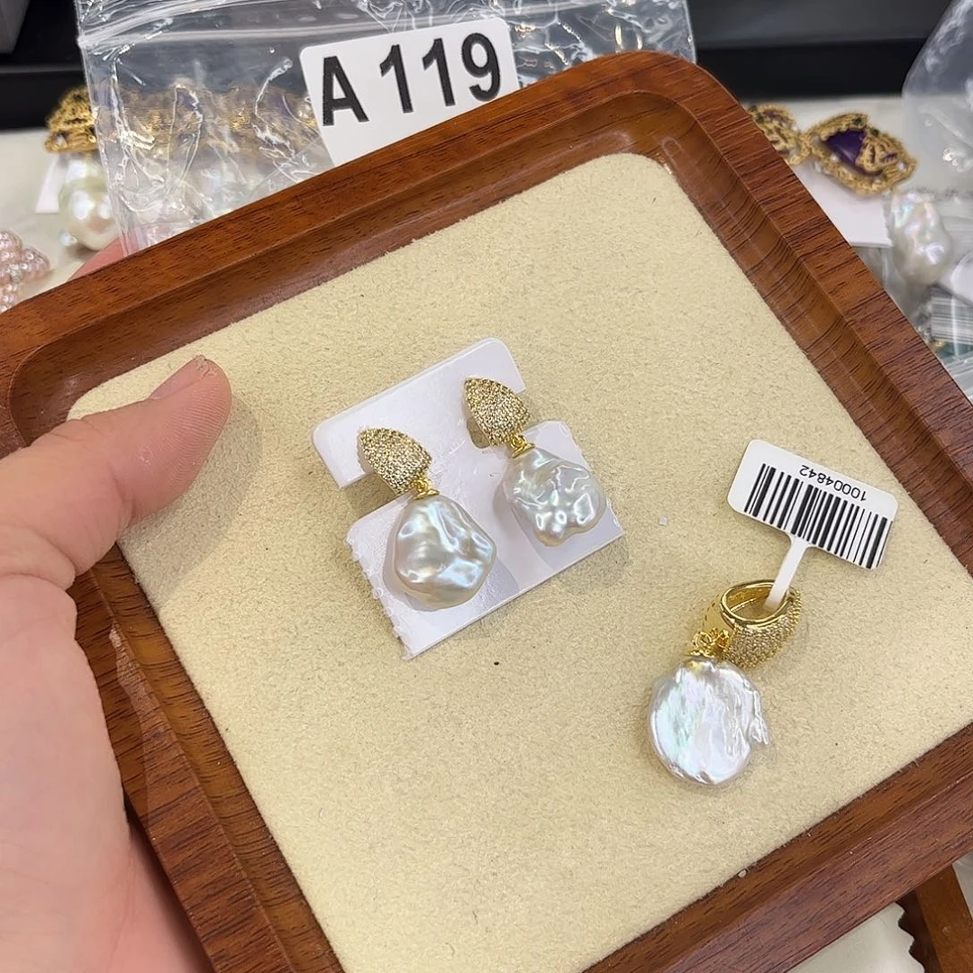 淡水珍珠耳饰合金