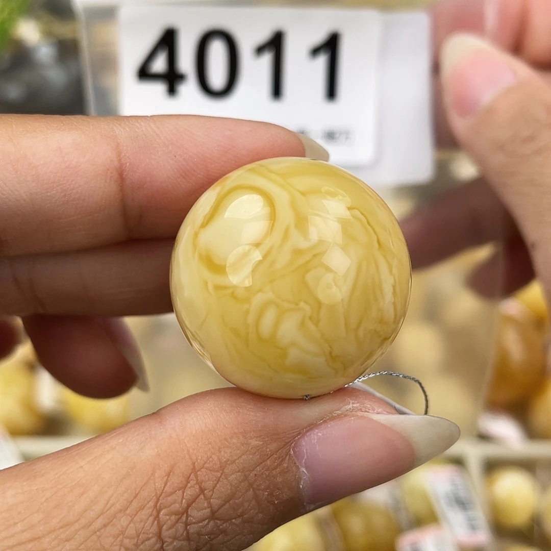 蜜蜡未镶嵌裸石26.6粉