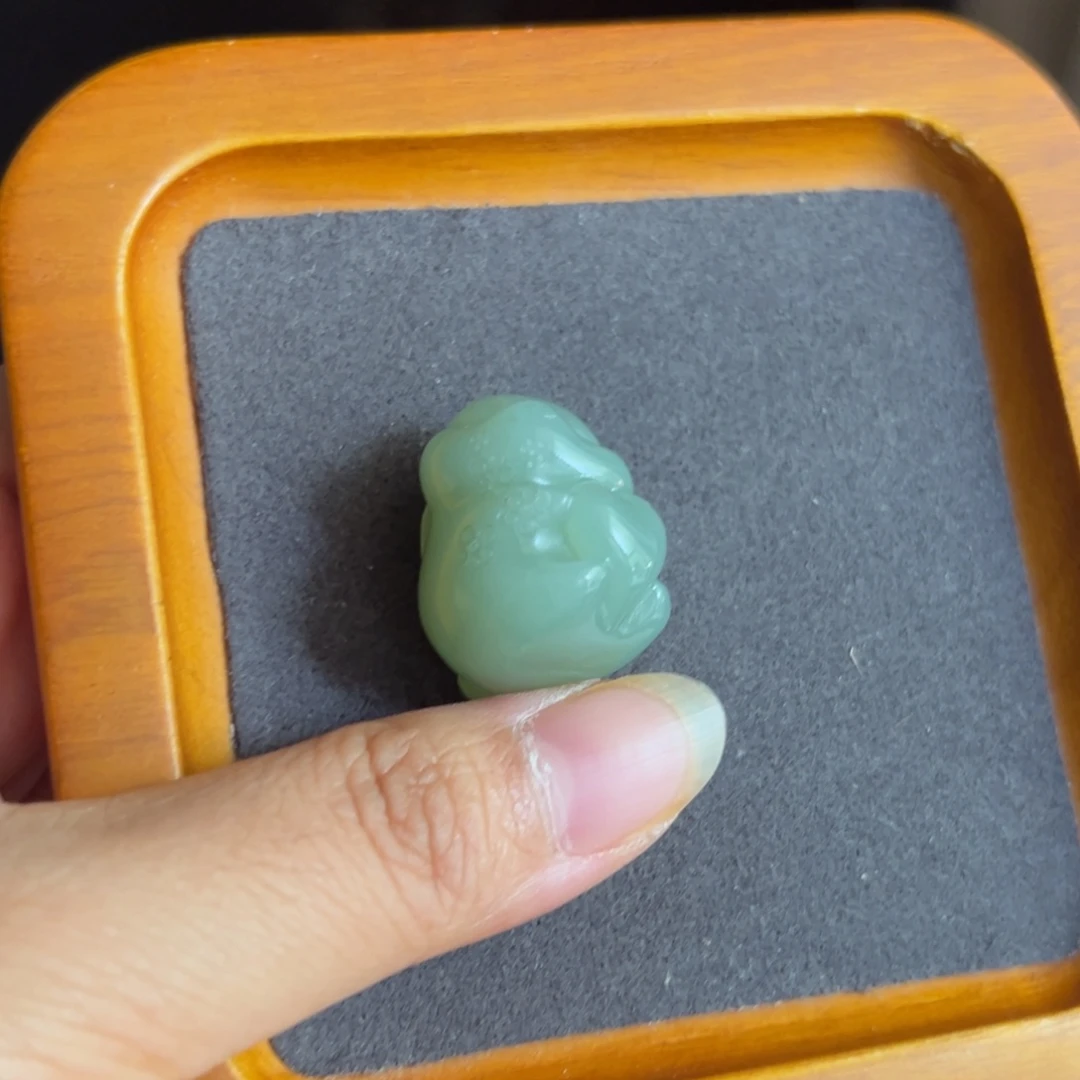 浑***兒和田玉未镶嵌颈饰