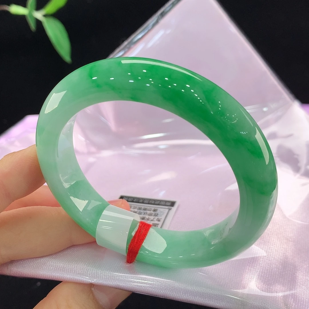 翡翠未镶嵌手镯0026