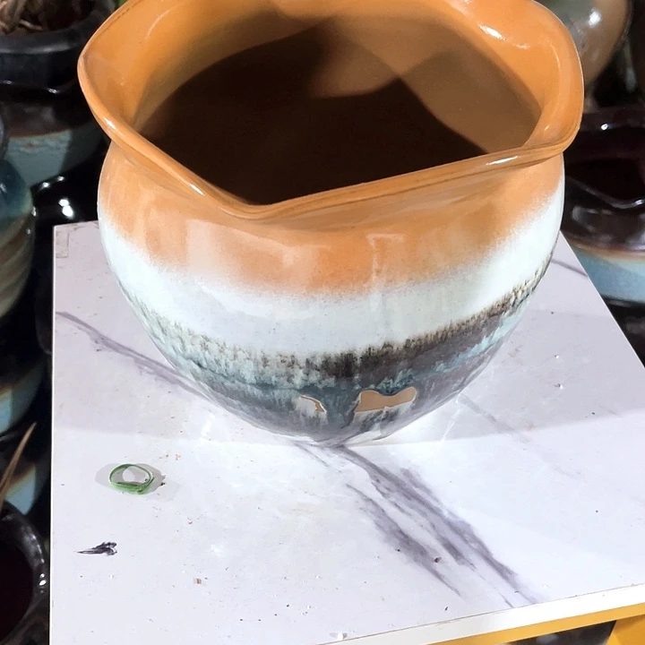 紫砂花盆口径20高度18一只小瑕疵