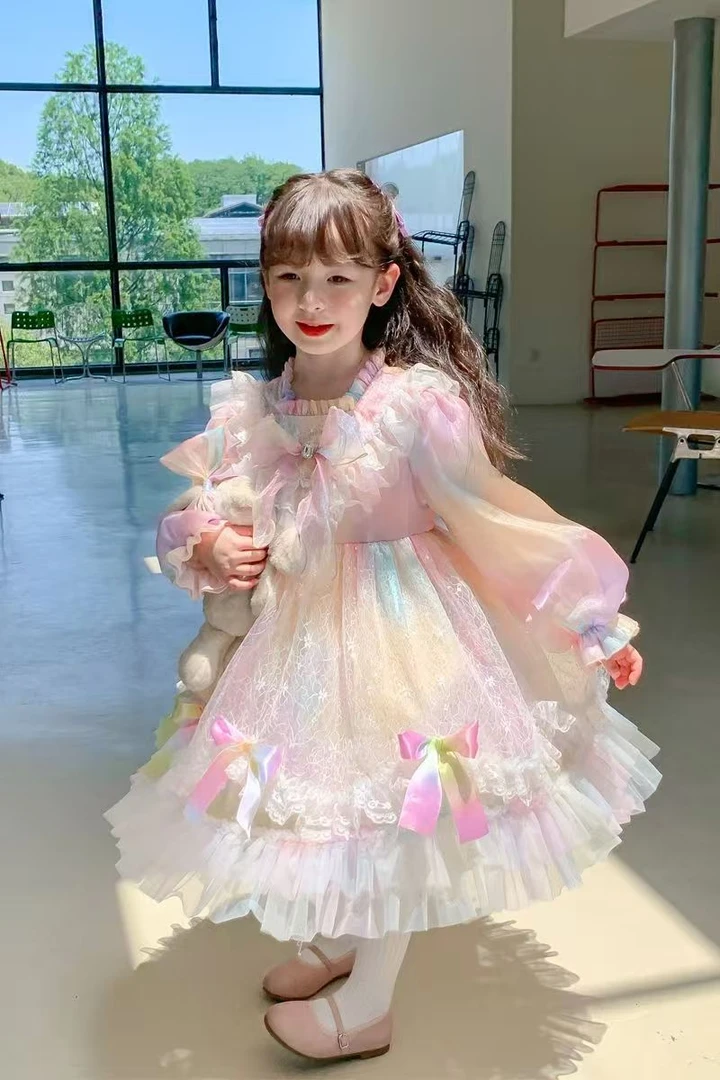 女童洛丽塔公主裙小女孩春装2025新款洋气儿童蓬蓬彩虹网纱连衣裙