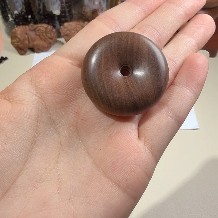 檀香木印度迈索尔老山檀香黑肉精工平安扣全品