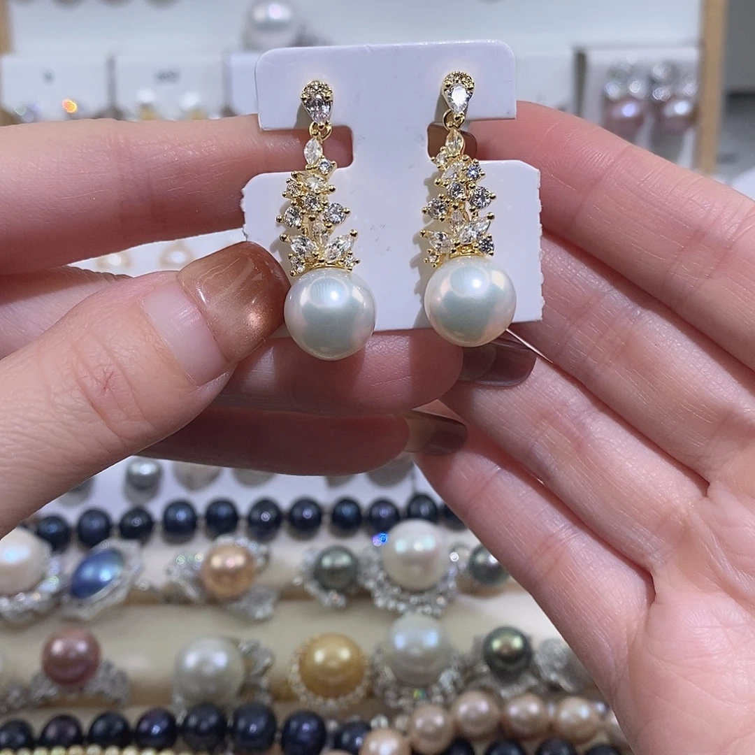 未镶嵌淡水珍珠耳饰w11.8