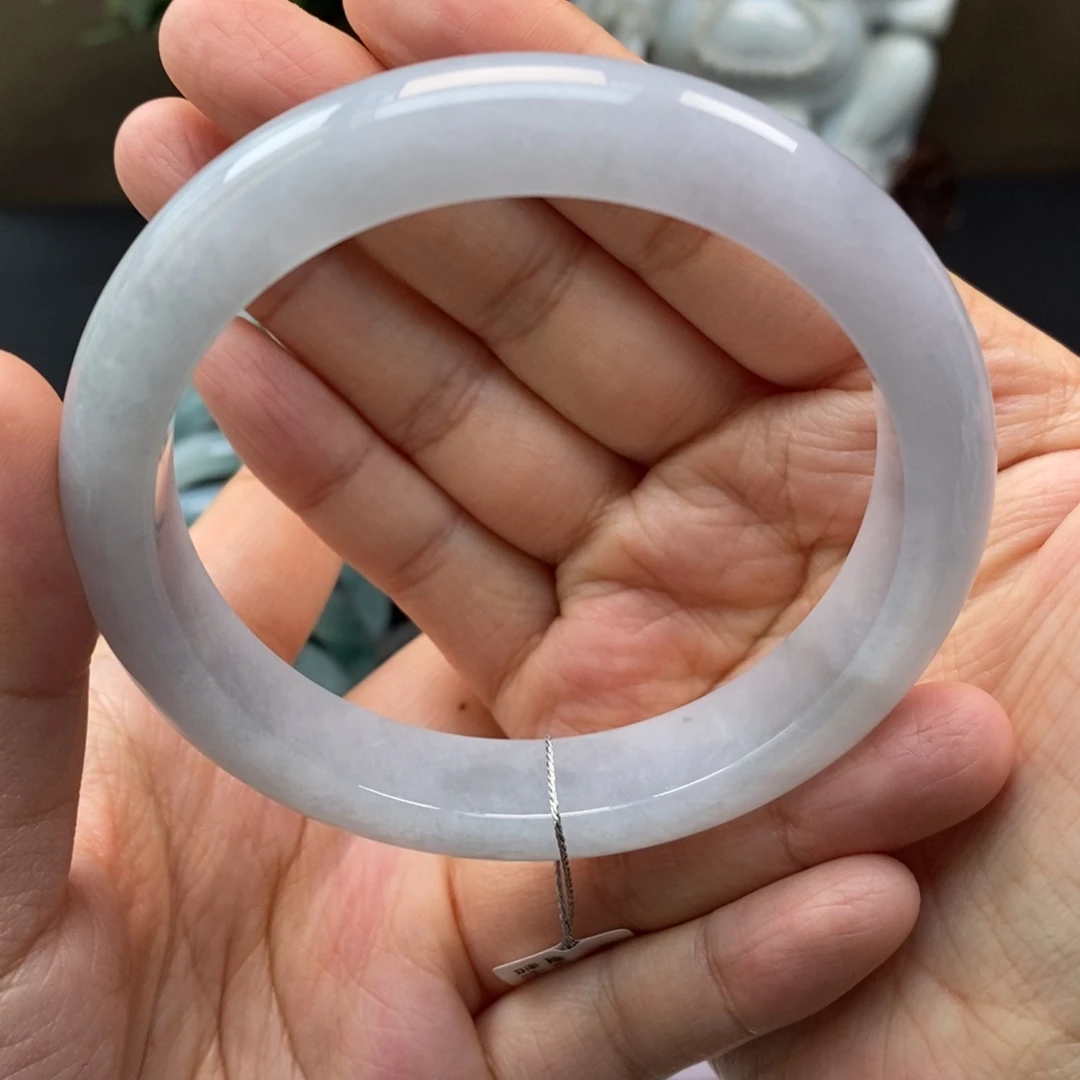 翡翠手镯未镶嵌天然