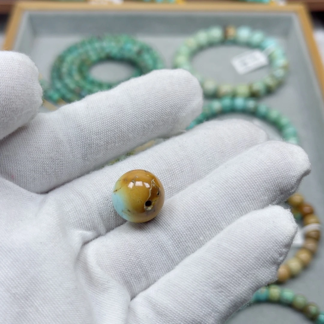 绿松石未镶嵌挂件