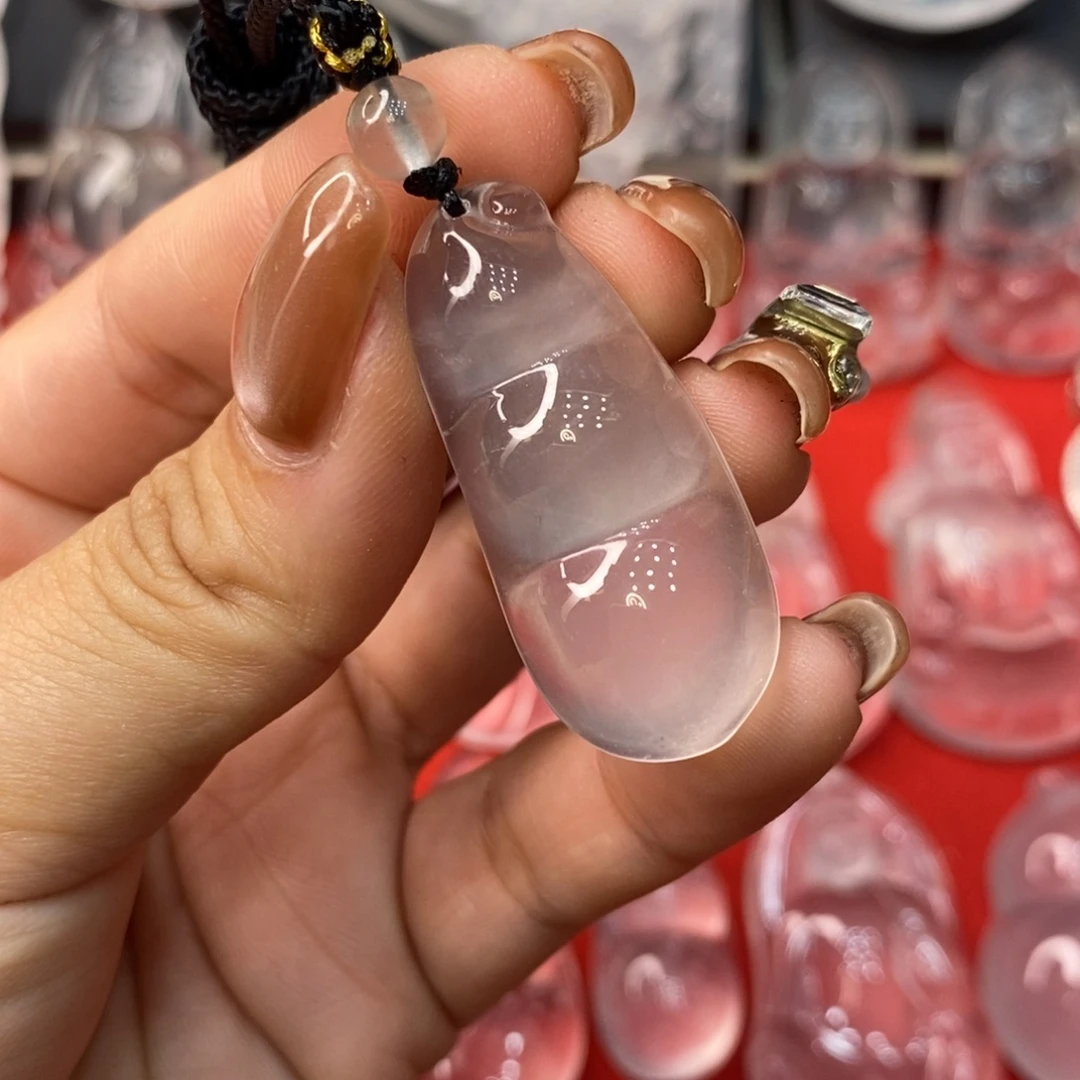 石英质玉未镶嵌吊坠