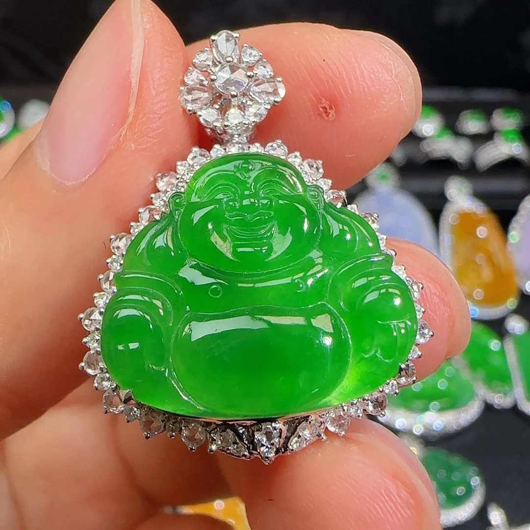 翡翠18K金镶嵌颈饰高冰阳绿佛公