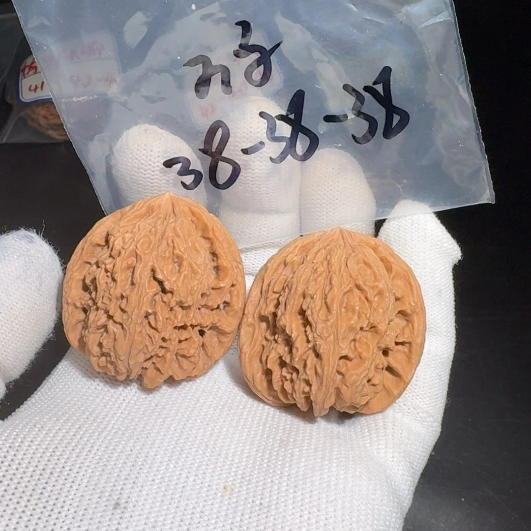 文玩核桃把件39万字顺