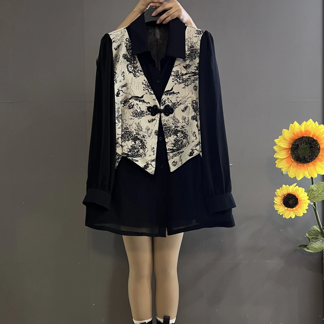 新款时尚设计感衬衫领拼接水墨画宽松遮肚假两件显瘦大衫
