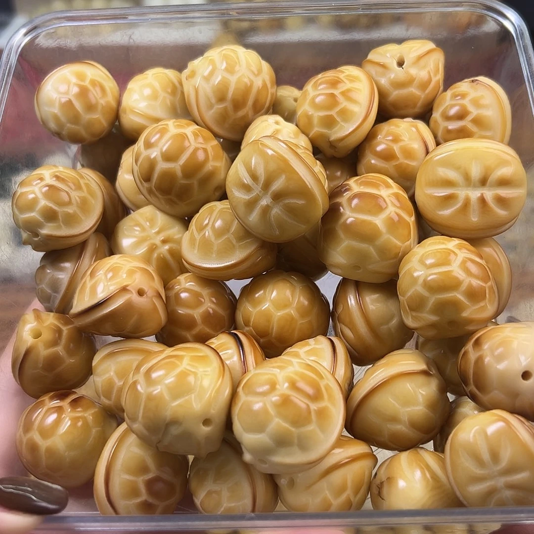 菩提根/象牙果手串瑕疵炭烤富甲一方3颗