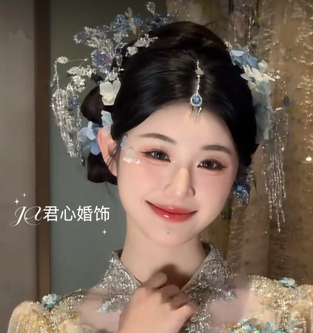 君心家 Z267灵气银蓝色简约梦幻极简发钗耳挂不对称设计中式新娘