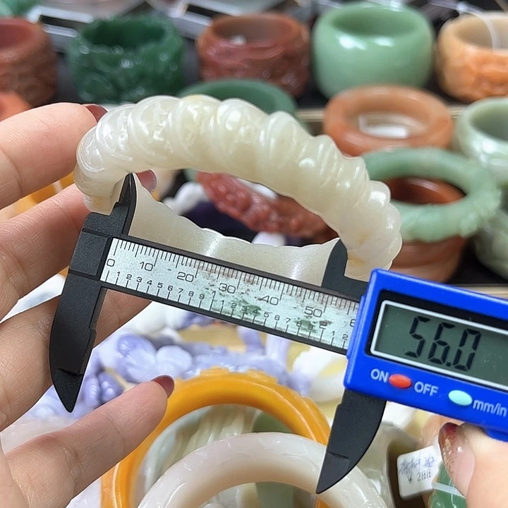石英质玉手镯未镶嵌?****?