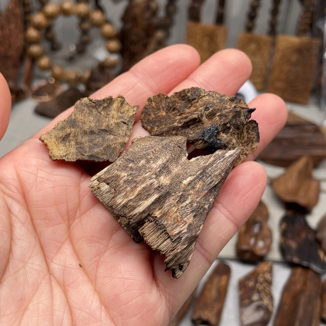 沉香碎屑沉香海南