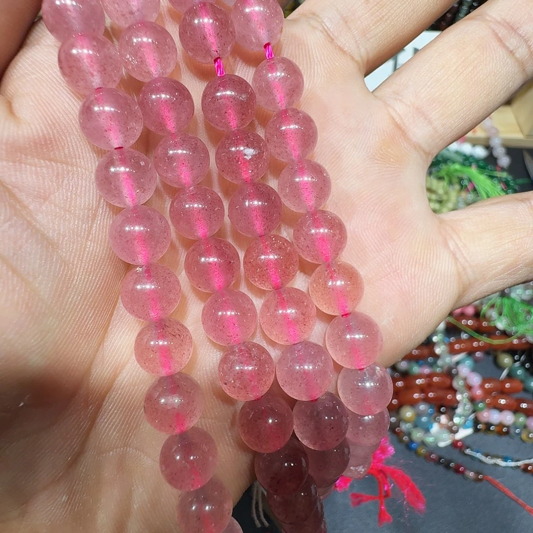玛瑙/玉髓未镶嵌珠宝半成品草莓晶8mm一条