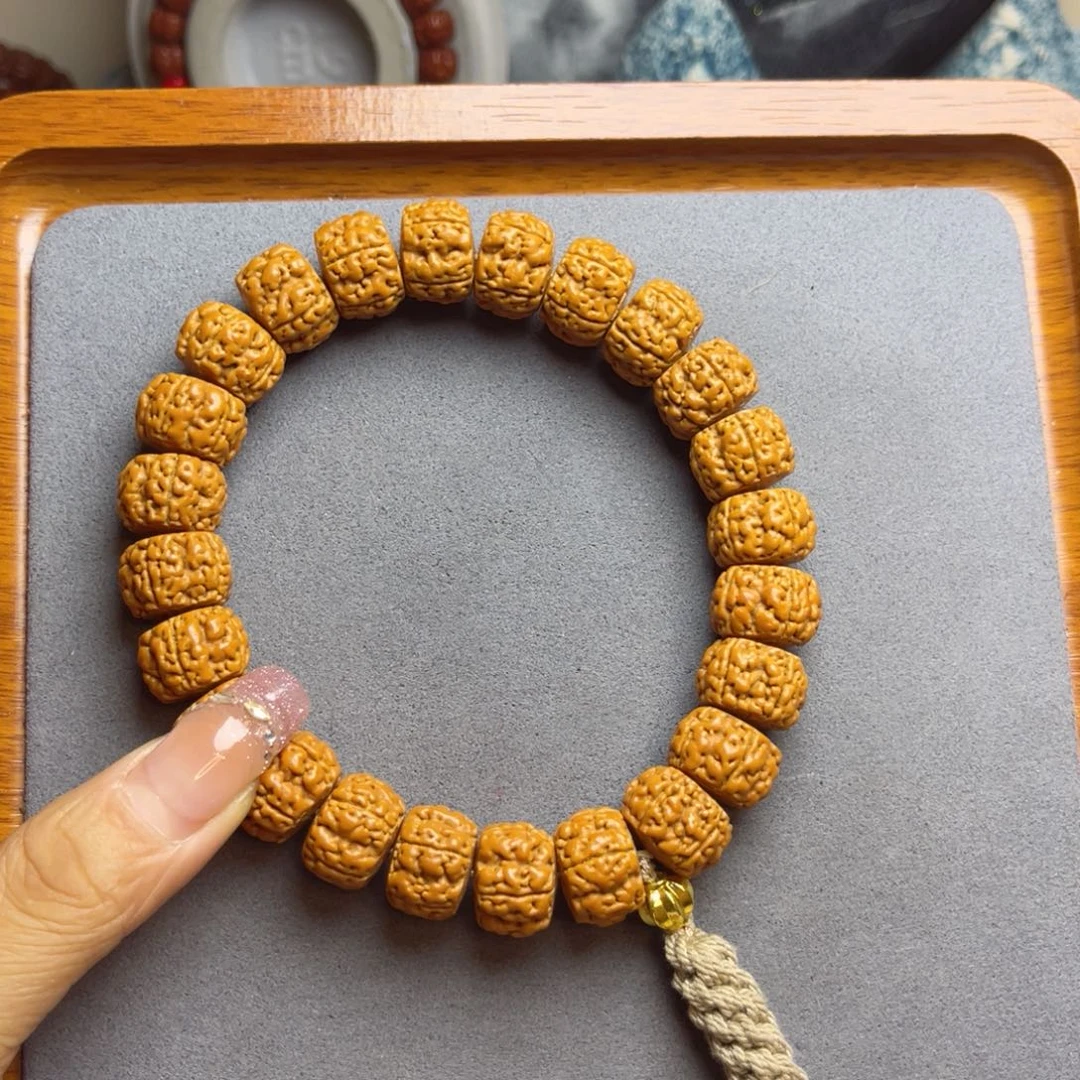 金刚菩提吊坠皮皮虾