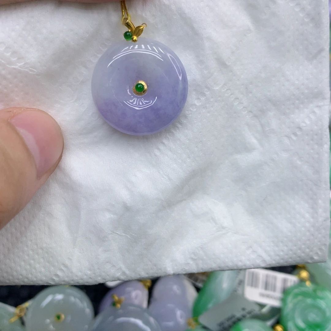 颈饰18K金镶嵌翡翠
