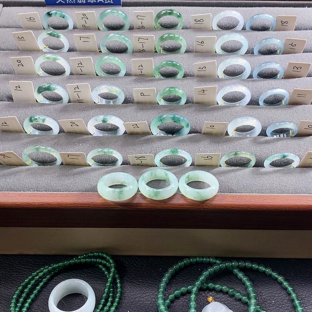 翡翠未镶嵌戒指天然a货