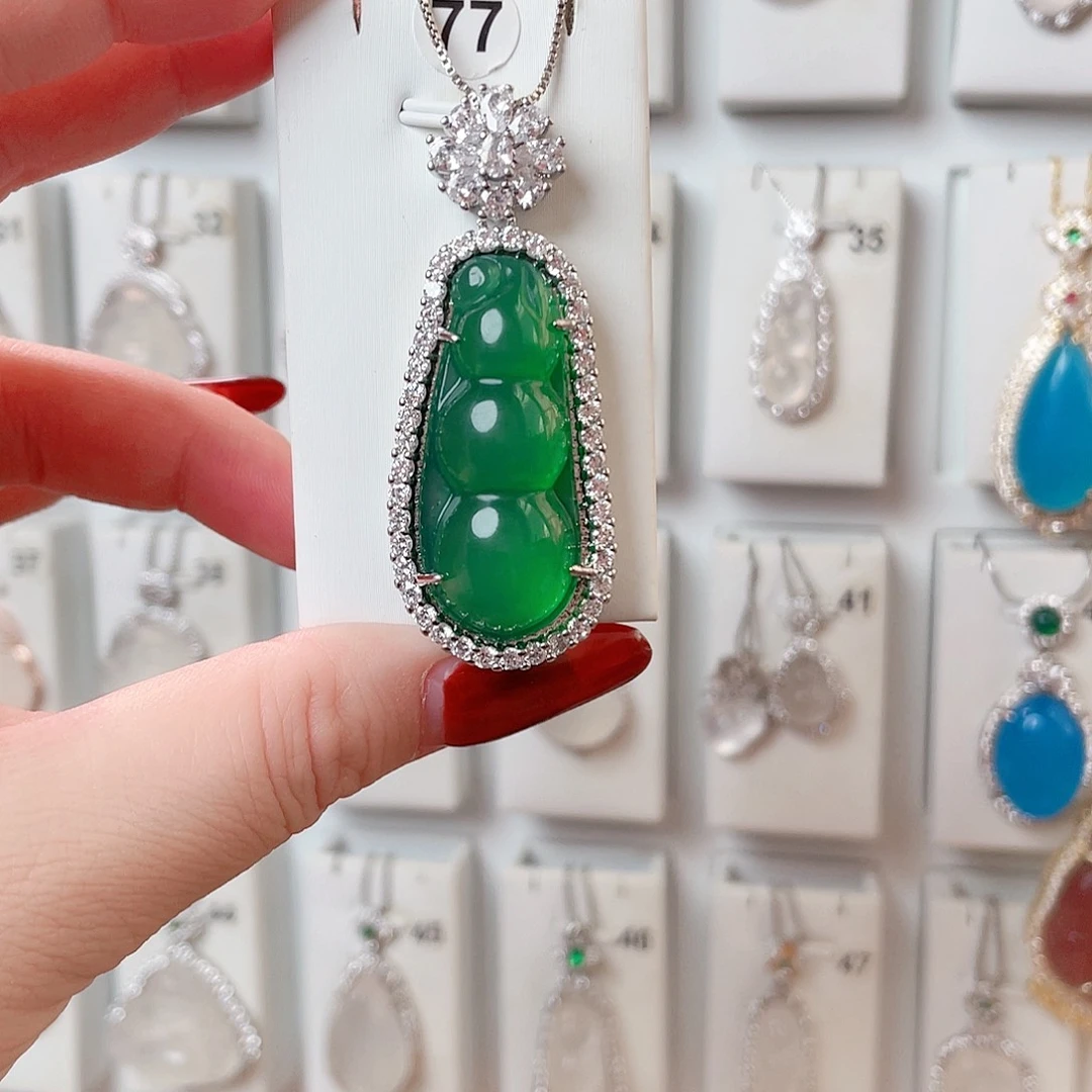 玛瑙/玉髓吊坠(赠链)未镶嵌