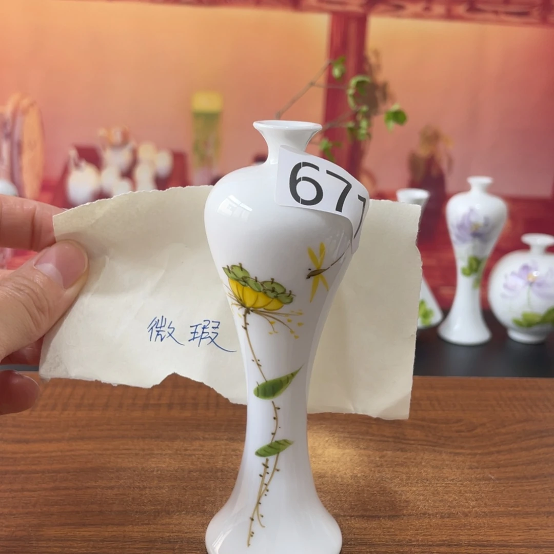 景德镇小花瓶等着你
