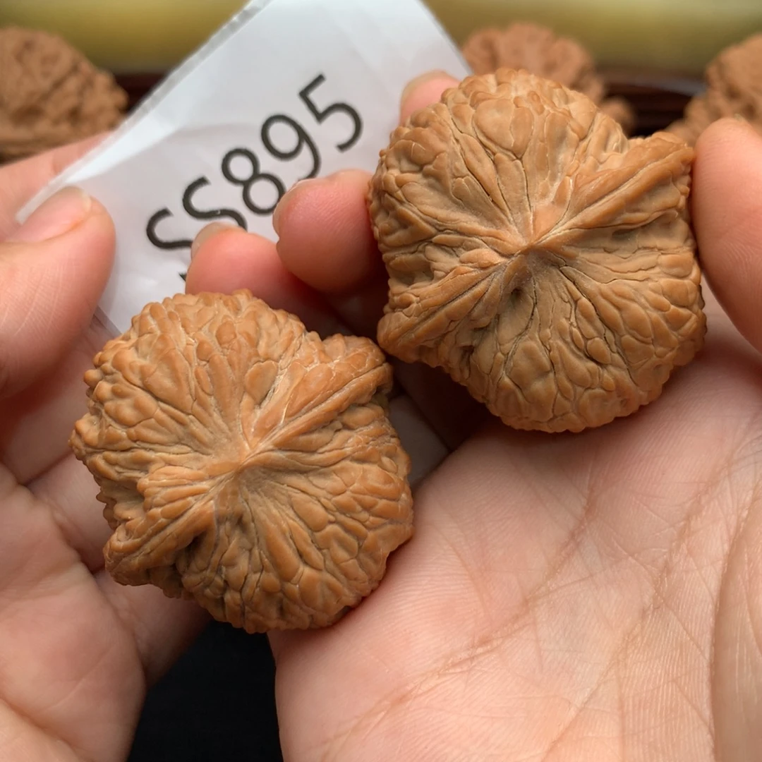 文玩核桃把件全品绣球41