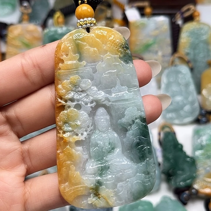 翡翠未镶嵌颈饰山水观音