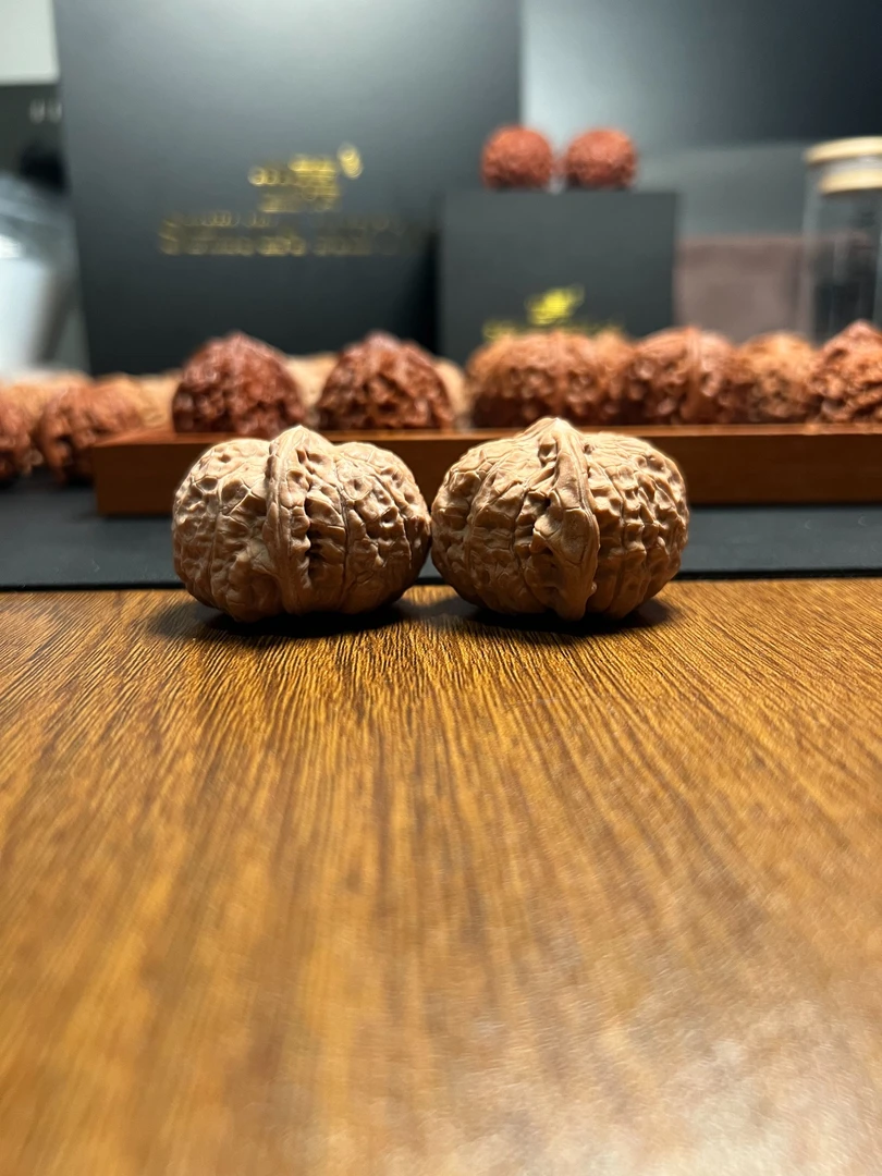 44肚南瓜墩文玩核桃 全品无修