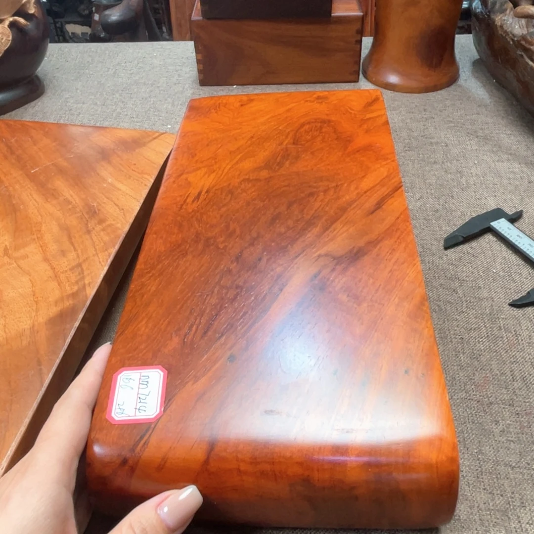 终***情大果紫檀（缅甸花梨）底座