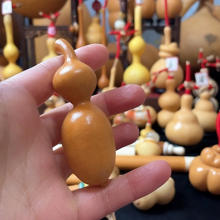 大****戈文雅又有钱又有了一种新产品