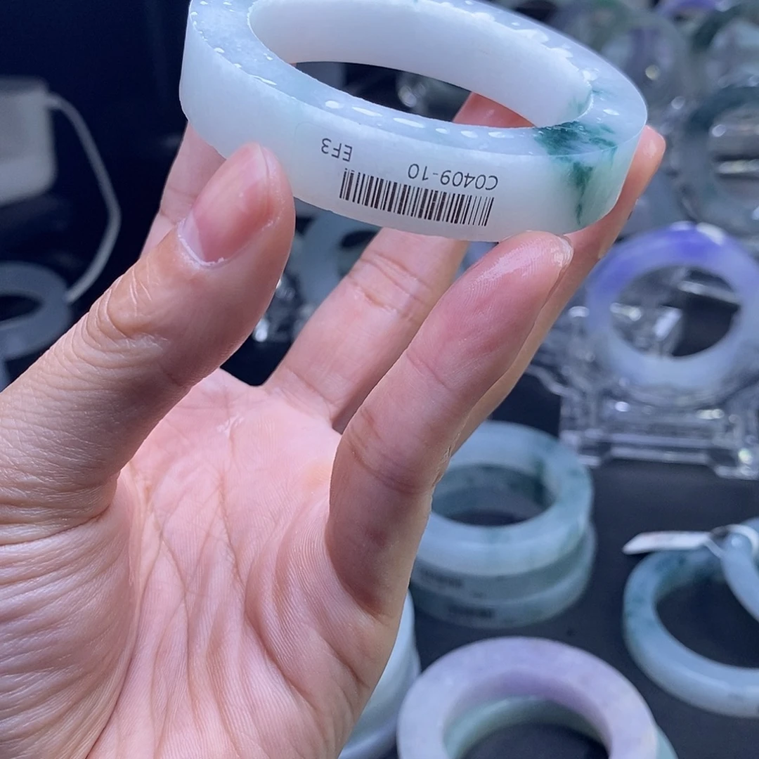 L***n未镶嵌毛胚定制翡翠发一个