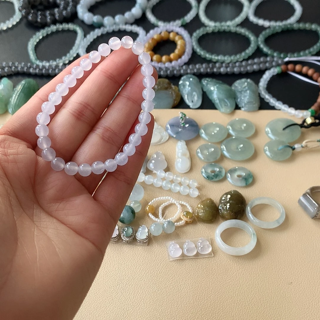 翡翠未镶嵌颈饰手串