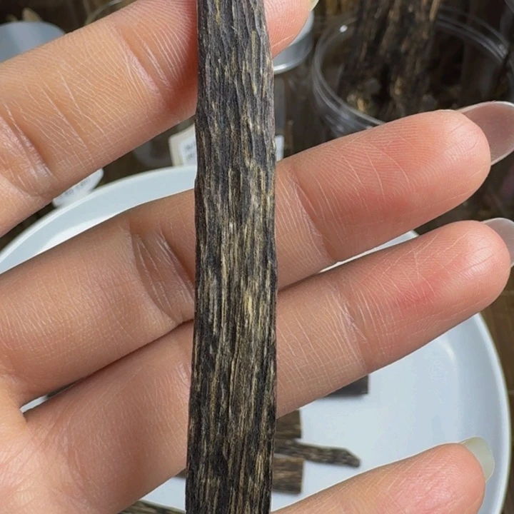沉香沉香枕海南树心油0.96克