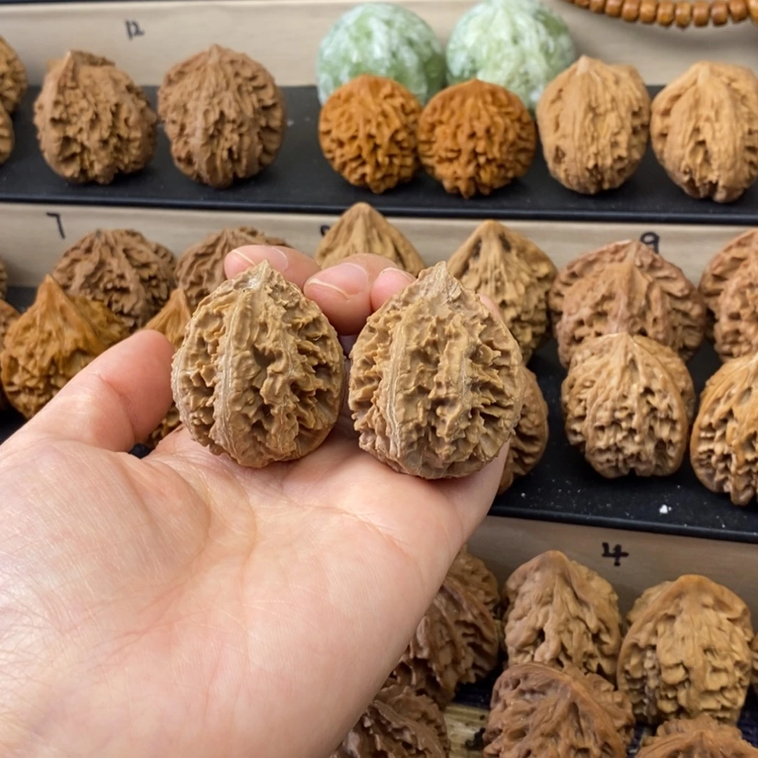 暴***生文玩核桃把件灯笼34福利