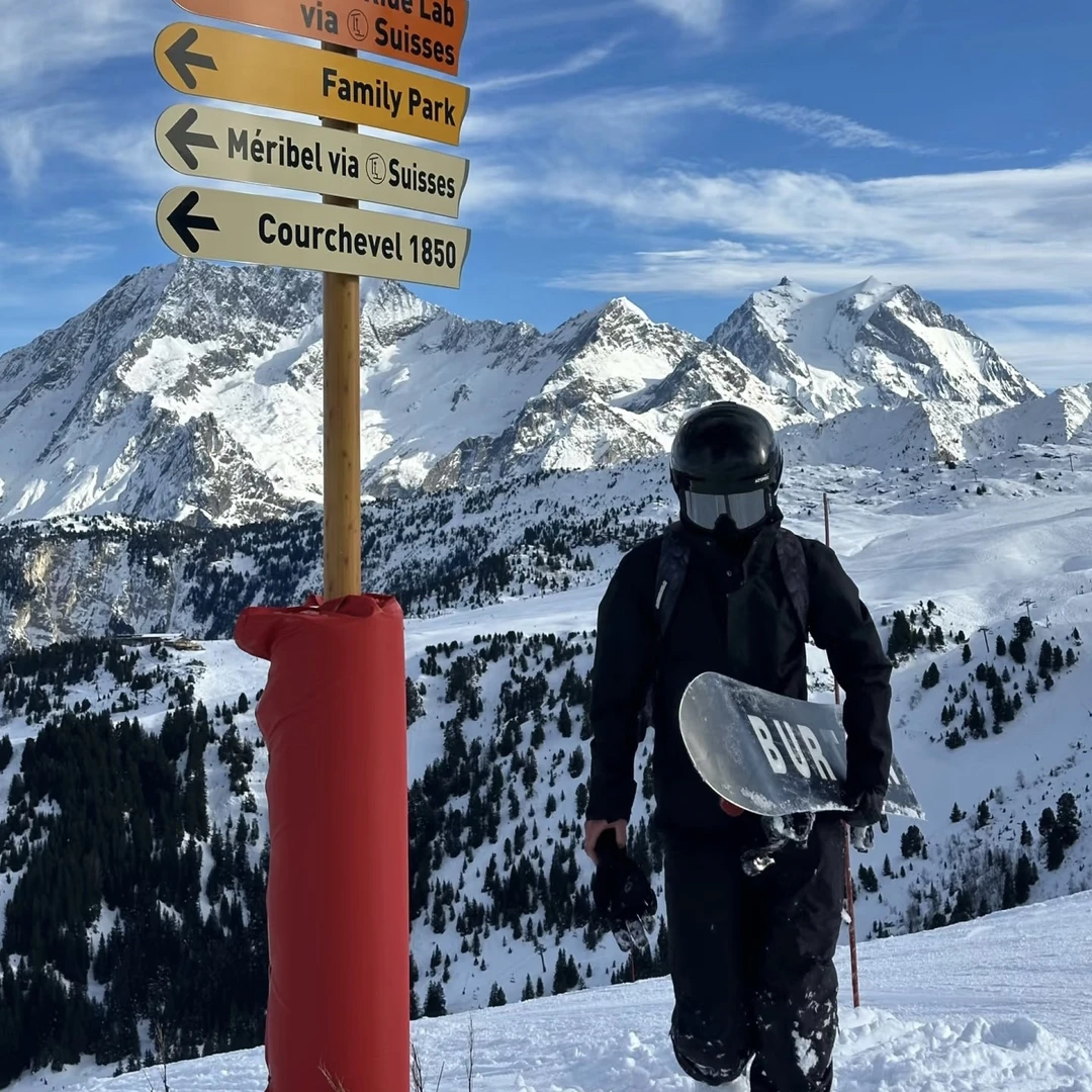 XX冲锋衣休闲运动男款防水连帽保暖