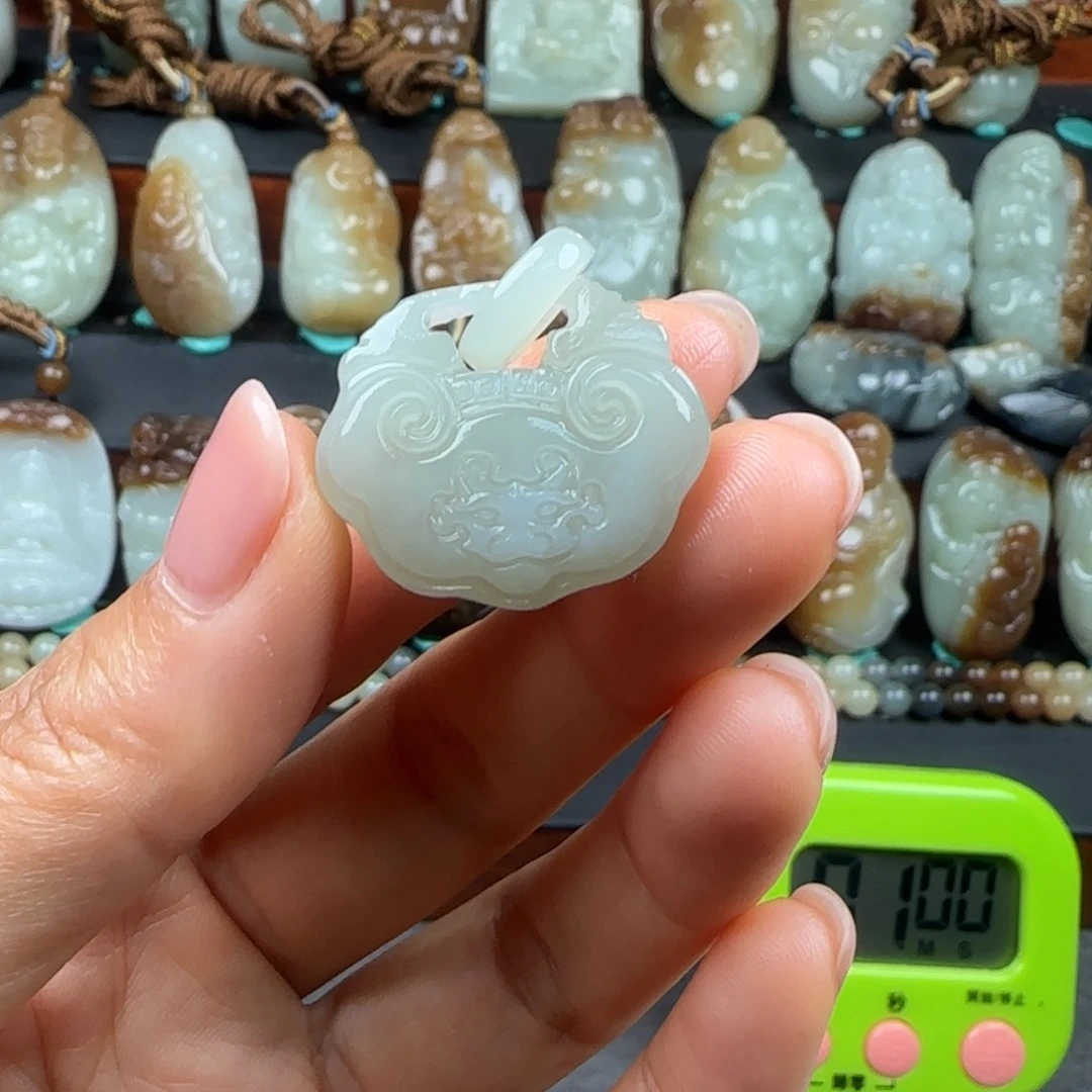 和田玉未镶嵌挂件K