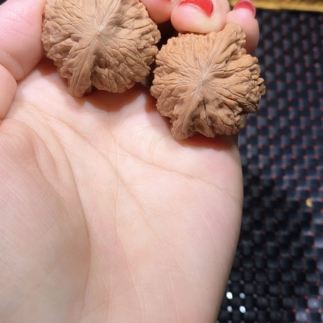 文玩核桃把件磨盘