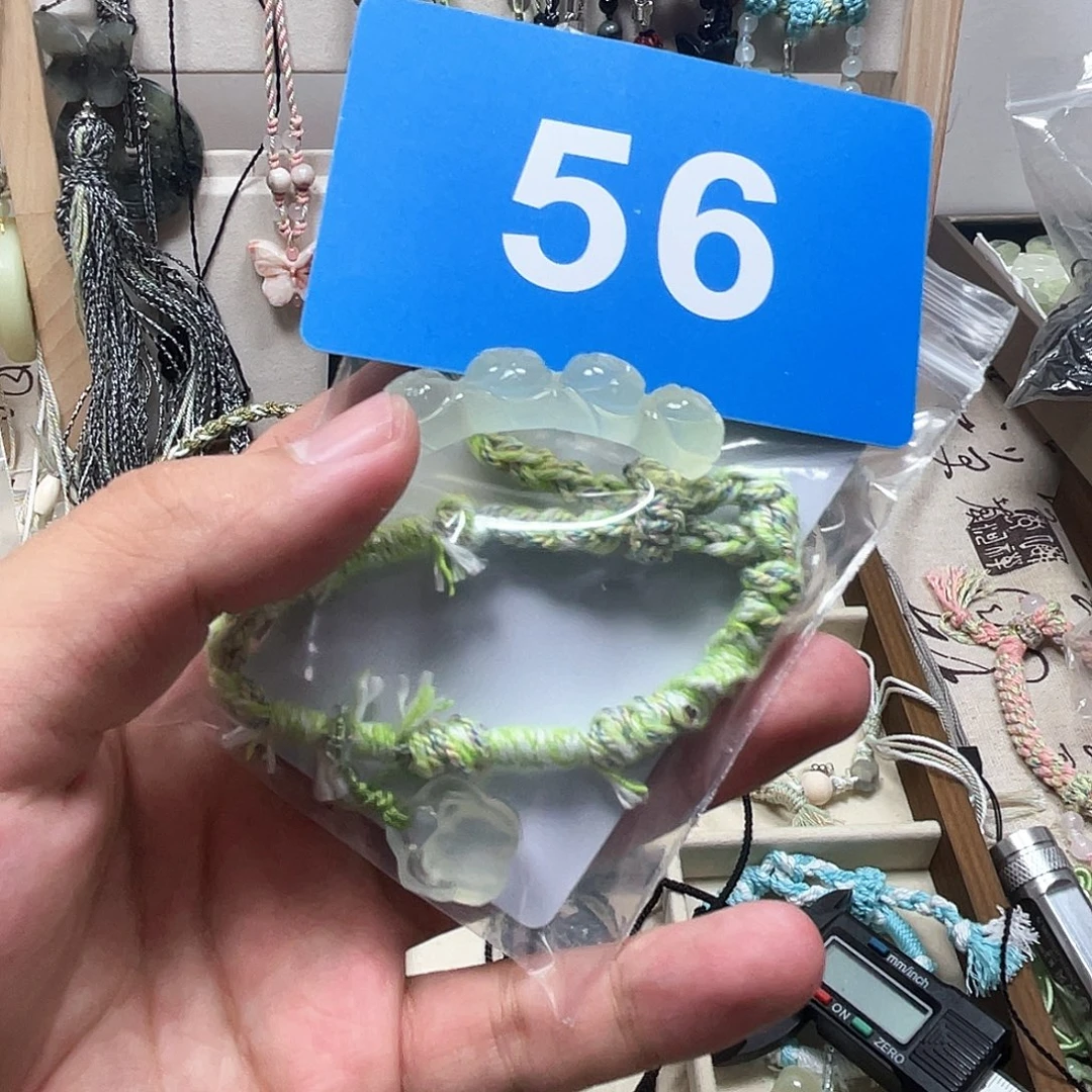 瑞****蛇纹石玉合金颈饰