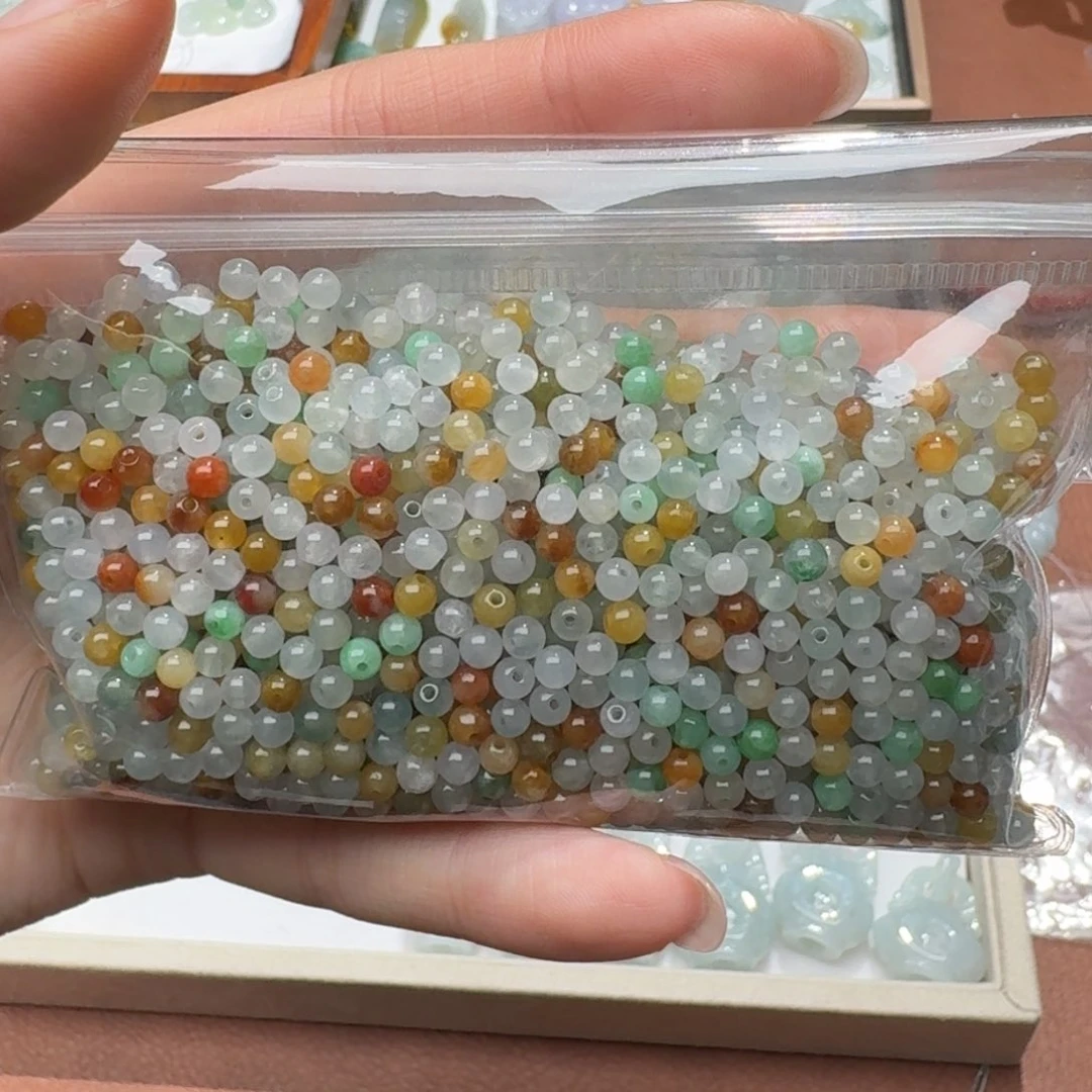 未镶嵌挂件翡翠福利40个，不包邮，拍邮费发货