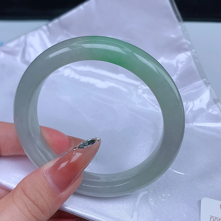 未镶嵌手镯翡翠55