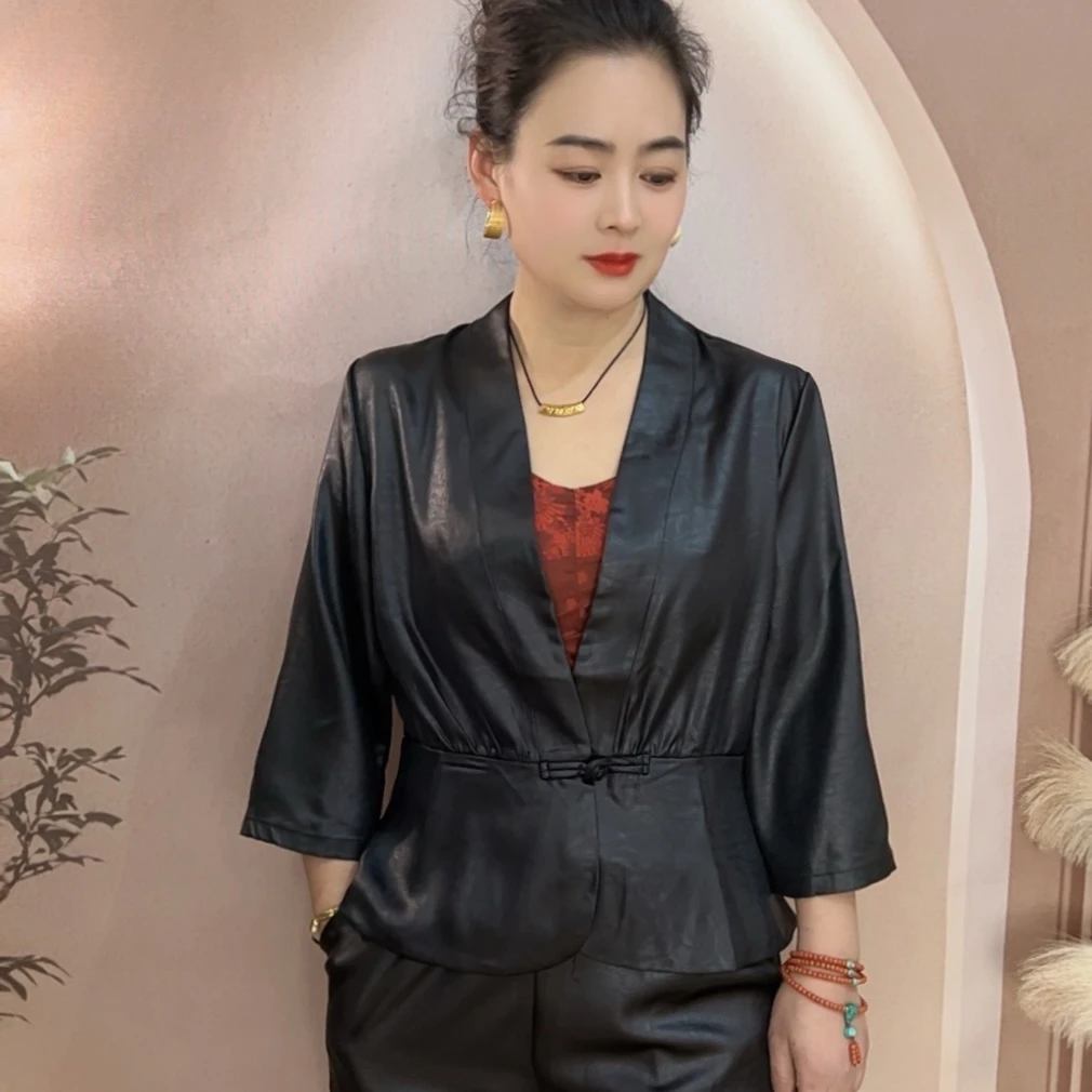 2025早春高端新款时尚气质国风改良纯色盘扣七分袖短外套