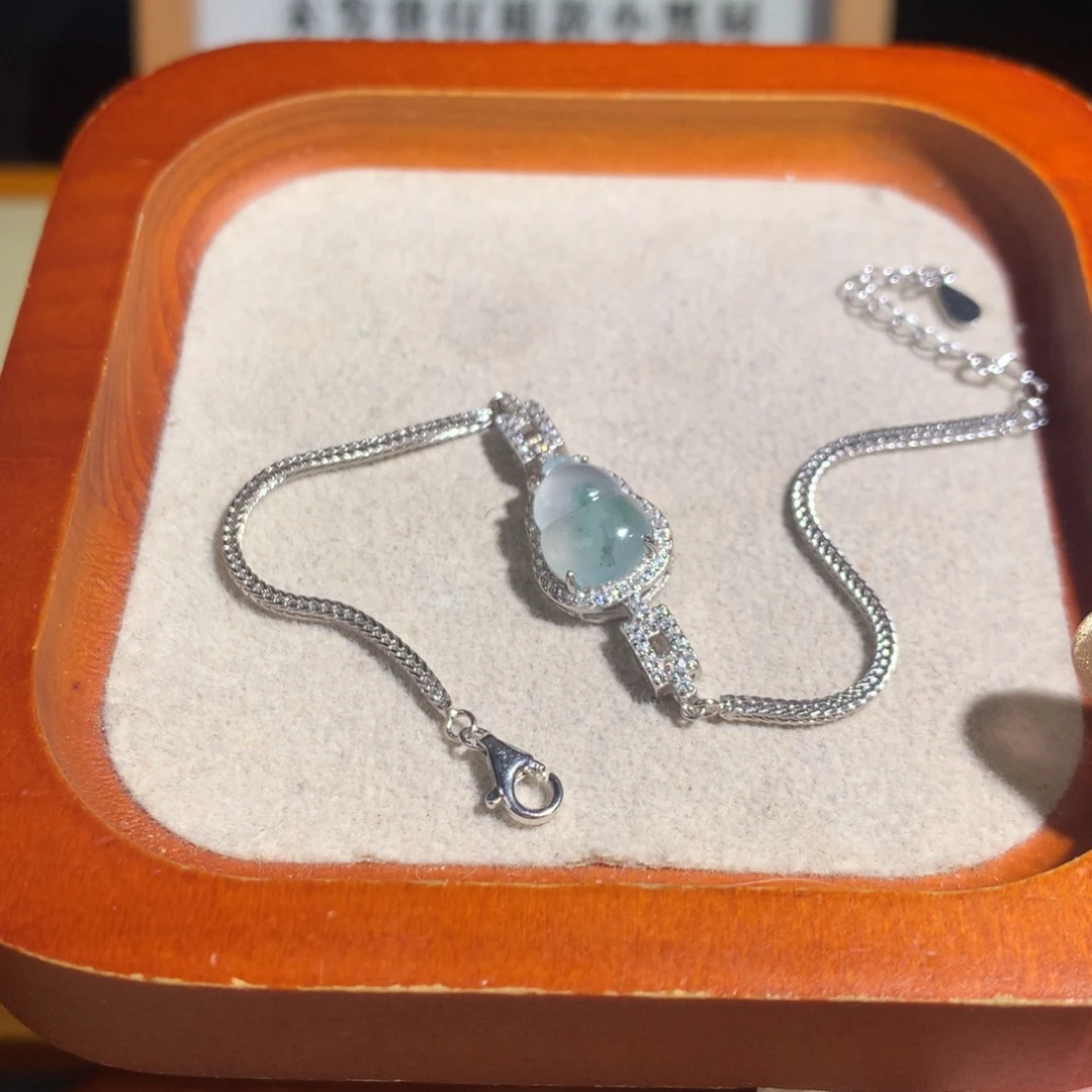 翡翠银S925镶嵌挂件葫芦